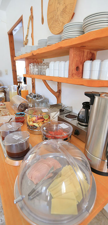 Petit déjeuner à l'hôtel Sifnos Benaki